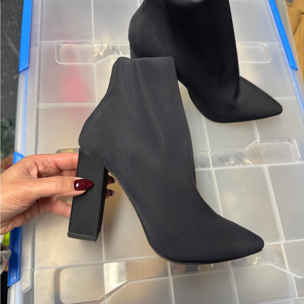 Black Block Heel Ankle Boots